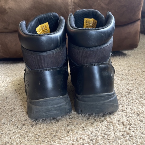 Skechers tactical work boot. Size 10.5 - Picture 2 of 3